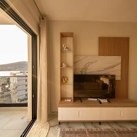 Blue Wave 2br Apartment- Triple Swimming Pool *